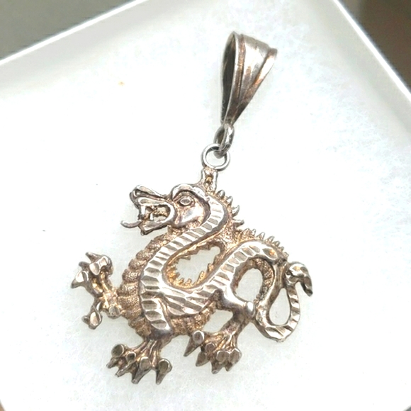 Other - Sold Semi Oversized Sterling Silver DRAGON Pendant 🐉